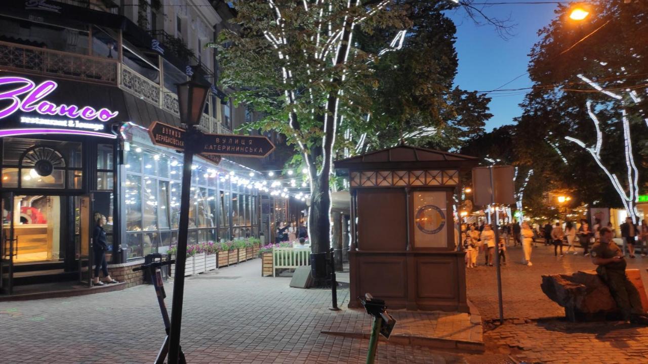 Квартира На Дерибасовcкой Oldenburg Bagian luar foto
